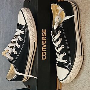 Black Converse Youth size 3